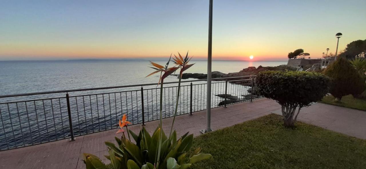 Roses Sobre El Mar Apartment Ngoại thất bức ảnh
